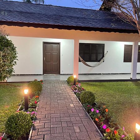 Casa Melhor Localizada Em Pomerode Exteriör bild